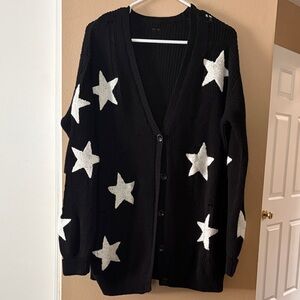 Black and White Star Patterned Women's Sweater